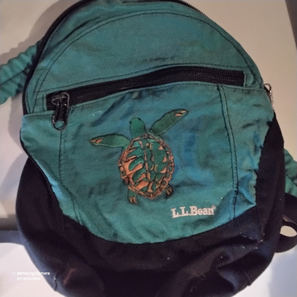 VINTAGE L.L. BEAN BACKPACK